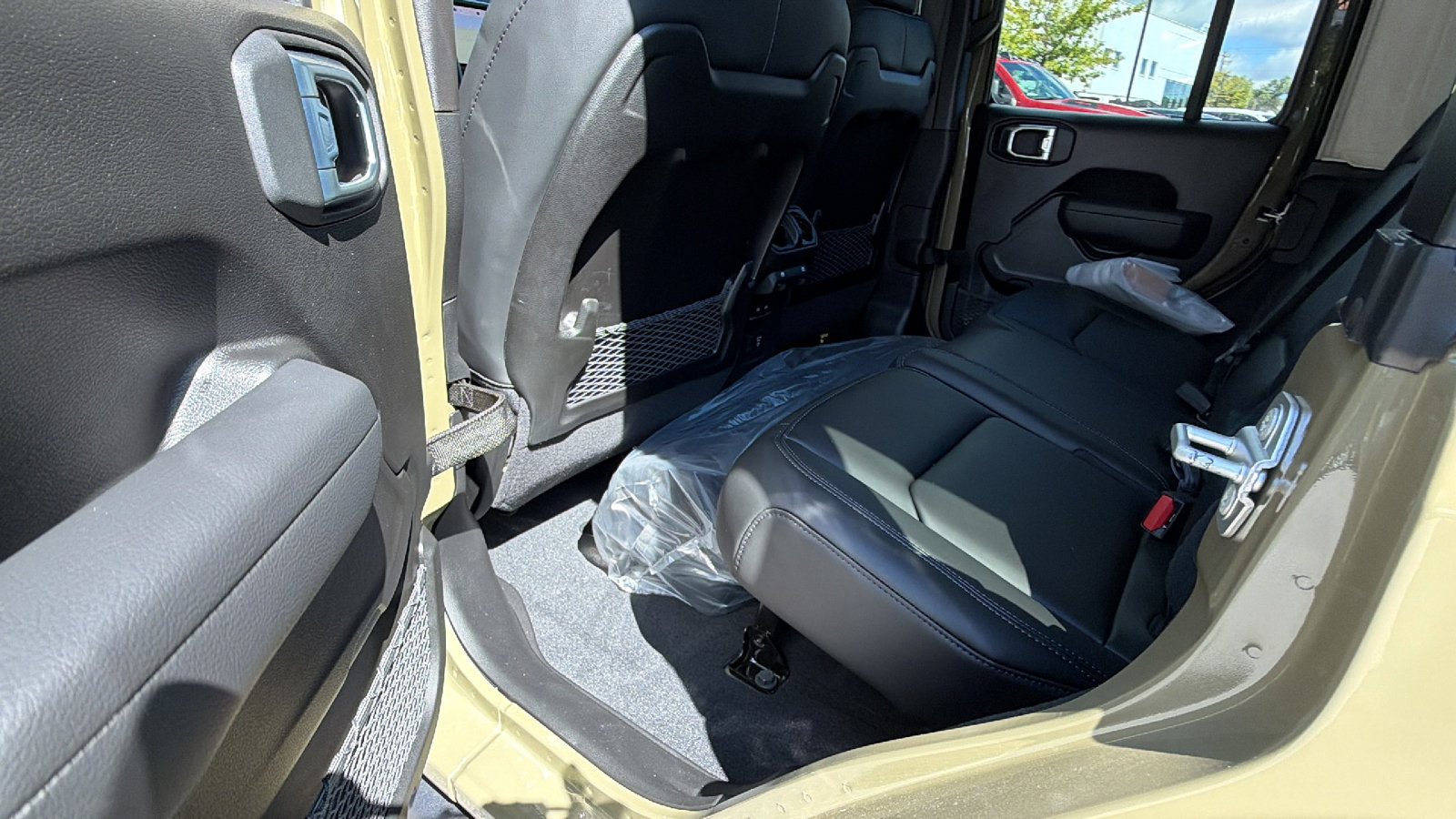 New 2027 Jeep Wrangler Unlimited Rubicon 392 AWD/4WD image 19