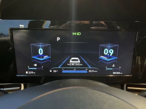 Used 2021 Hyundai Elantra SEL w/ Convenience Package image 17