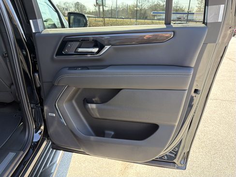 New 2026 GMC Yukon XL Elevation w/ Elevation Premium Package image 21