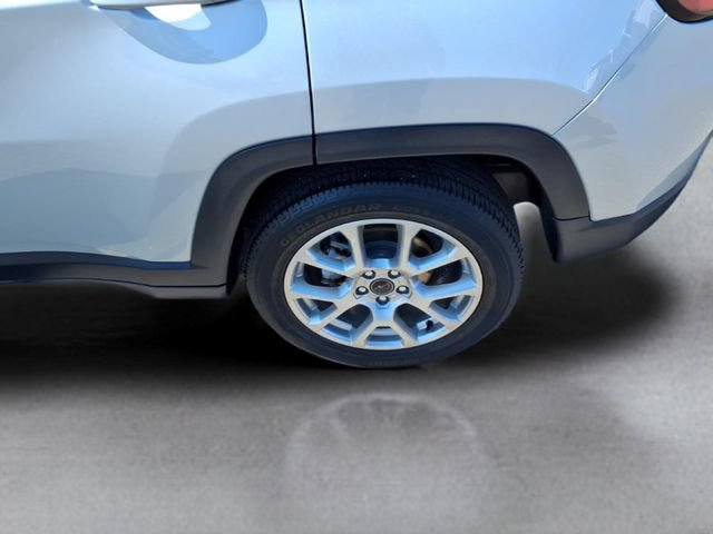 Used 2025 Jeep Compass Limited AWD/4WD image 21