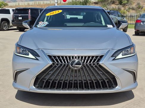 Used 2023 Lexus ES 250 w/ Premium Package AWD/4WD image 9