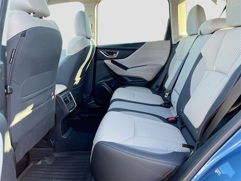 Used 2023 Subaru Forester Premium w/ Popular Package #3 image 23