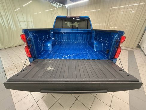 Used 2023 Chevrolet Silverado 1500 LT AWD/4WD image 15