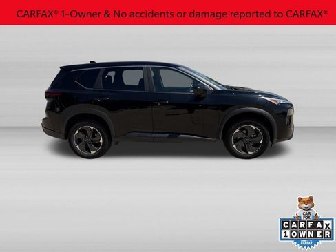 Used 2025 Nissan Rogue SV AWD/4WD image 3