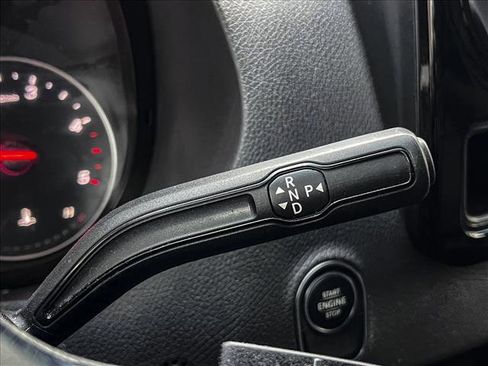 Used 2025 Mercedes-Benz Sprinter 2500 image 12