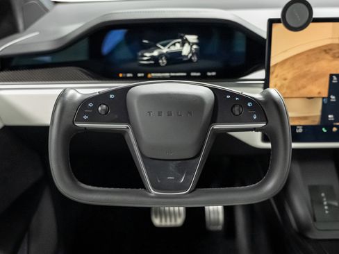 Used 2023 Tesla Model X Plaid image 44