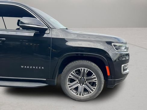 Used 2023 Jeep Wagoneer Series II AWD/4WD image 28