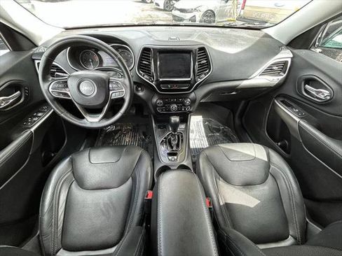 Certified 2019 Jeep Cherokee Limited FWD image 10