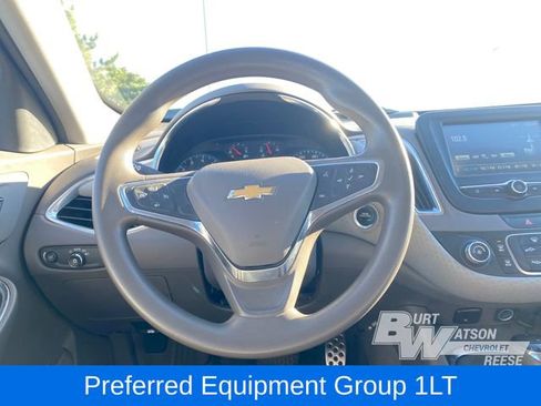 Used 2016 Chevrolet Malibu LT image 19
