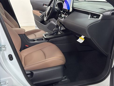 New 2026 Toyota Corolla Cross XLE image 18