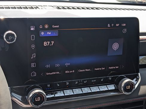 New 2025 Chevrolet Colorado Z71 w/ Technology Package image 12