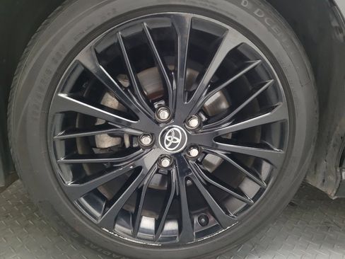 Used 2020 Toyota Camry SE image 31