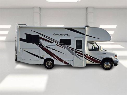 Used 2021 Ford E-350 and Econoline 350 Super Duty w/ Motorhome Prep Package image 6