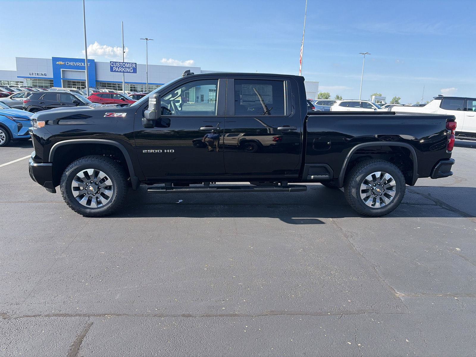 New 2026 Chevrolet Silverado 2500 Custom w/ Custom Value Package AWD/4WD image 8