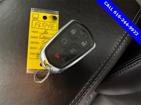 Used 2016 Cadillac SRX Luxury w/ Driver Awareness Package image 26