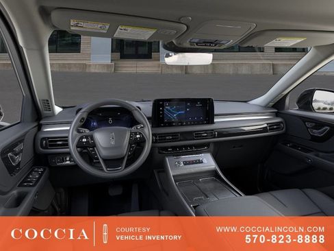 New 2026 Lincoln Aviator AWD image 9