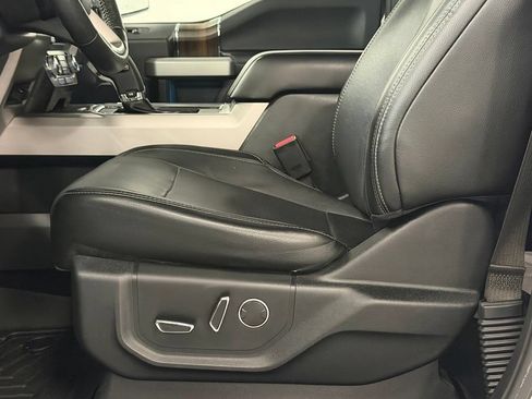 Used 2016 Ford F150 Lariat w/ Equipment Group 502A Luxury AWD/4WD image 11