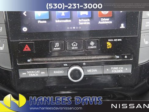 Used 2019 INFINITI QX50 Luxe w/ Navigation Package AWD/4WD image 23