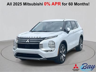 New 2025 Mitsubishi Outlander SE