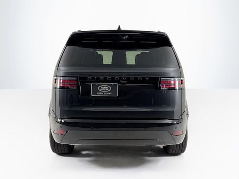 Used 2024 Land Rover Discovery Dynamic SE AWD/4WD image 4