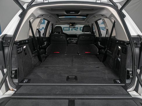 Used 2019 BMW X7 xDrive50i w/ Cold Weather Package image 8