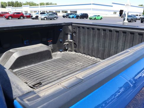 Used 2023 Chevrolet Silverado 1500 RST AWD/4WD image 36