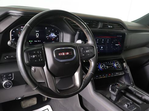 Used 2024 GMC Sierra 1500 AT4 w/ Technology Package AWD/4WD image 27