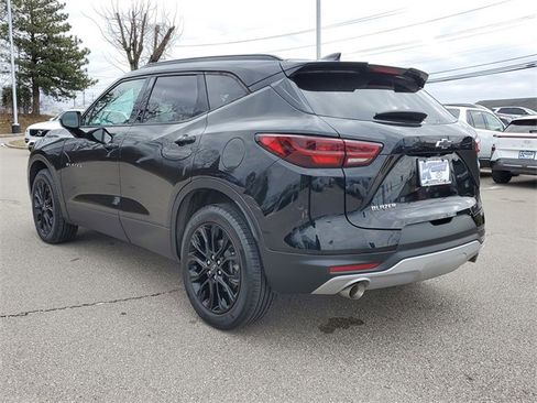 Used 2023 Chevrolet Blazer LT w/ Convenience Package image 3