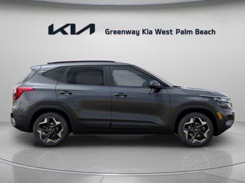 New 2026 Kia Seltos S FWD image 9