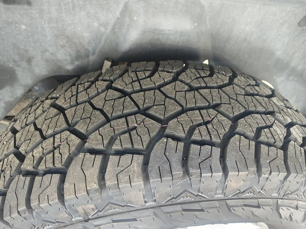 Used 2019 RAM 1500 Classic SLT AWD/4WD image 6
