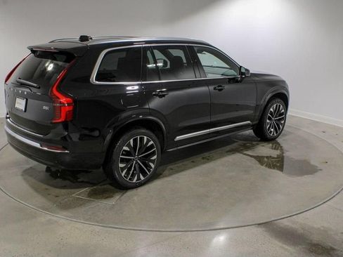 Used 2026 Volvo XC90 B5 Plus w/ Protection Package Premier AWD/4WD image 5