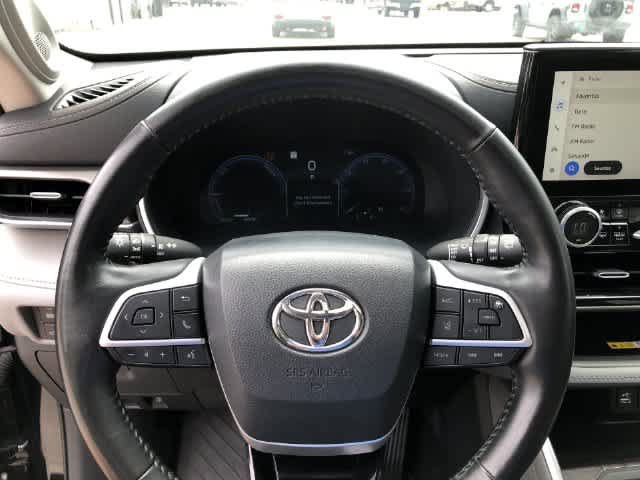 Used 2023 Toyota Highlander Limited AWD/4WD image 22