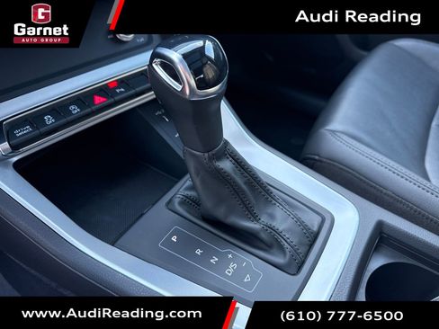 Used 2025 Audi Q3 2.0T Premium image 24