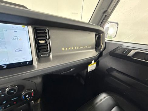 New 2026 Ford Bronco Badlands AWD/4WD image 29