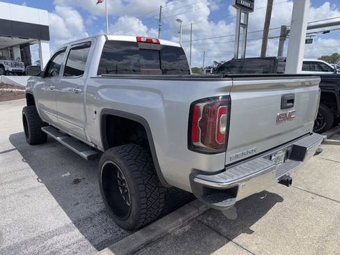 Used 2018 GMC Sierra 1500 SLT image 6