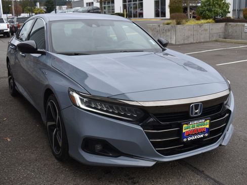 Used 2022 Honda Accord Sport image 3