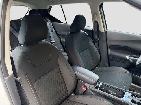 Used 2023 Nissan Kicks SV FWD image 26