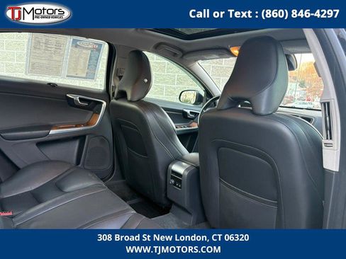 Used 2016 Volvo S60 T5 Premier image 12