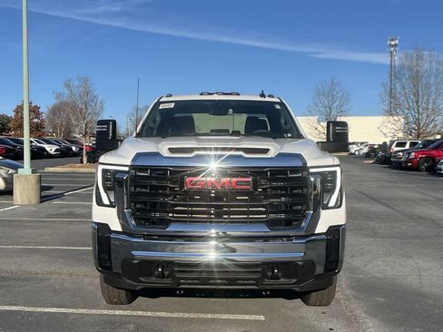 New 2025 GMC Sierra 3500 Pro w/ Convenience Package image 3
