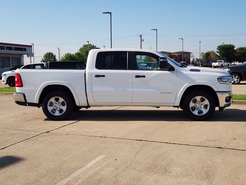 Used 2025 RAM 1500 Lone Star AWD/4WD image 8