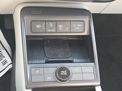 Certified 2024 Hyundai Kona SEL w/ Convenience Package image 16