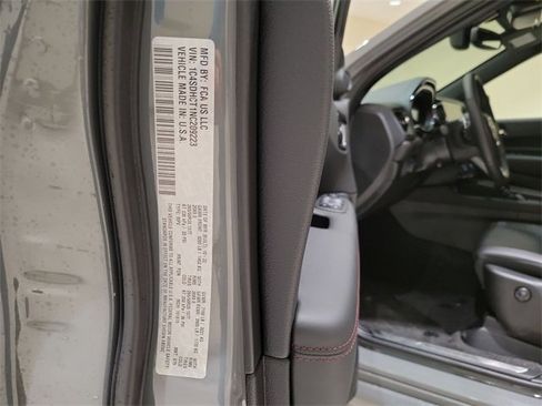 Used 2022 Dodge Durango R/T w/ Blacktop Package image 18