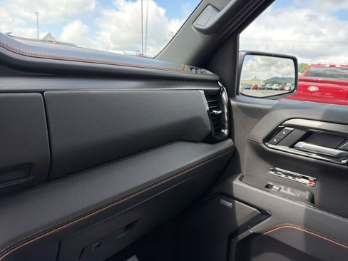 Used 2026 GMC Sierra 1500 AT4 w/ AT4 Premium Package AWD/4WD image 25