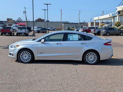 Used 2014 Ford Fusion Energi Titanium FWD image 2