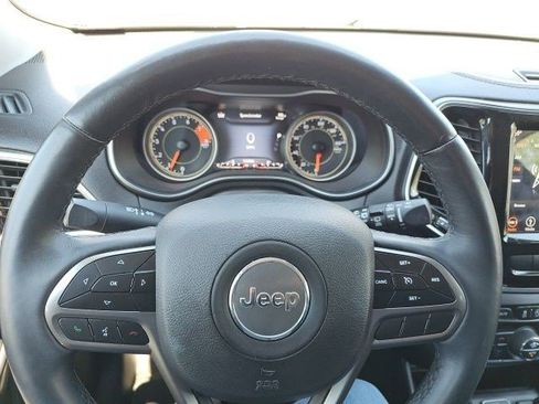 Used 2019 Jeep Cherokee Limited AWD/4WD image 22