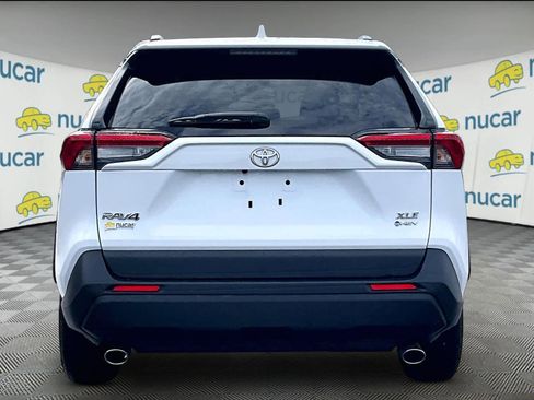 Used 2025 Toyota RAV4 XLE image 5