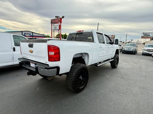 Used 2014 Chevrolet Silverado 2500 LTZ AWD/4WD image 5