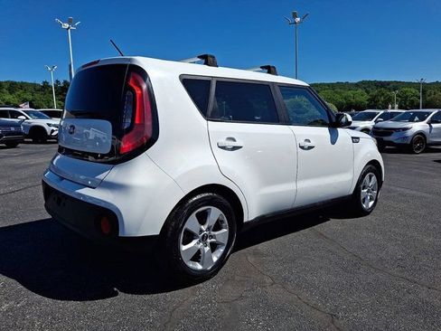 Used 2017 Kia Soul FWD image 8