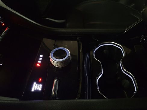 Used 2023 Jeep Grand Cherokee Limited w/ Black Appearance Package image 26