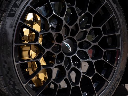 Used 2024 Aston Martin Valour image 67